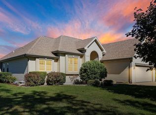 4002 200th Ave, Bristol, WI 53104