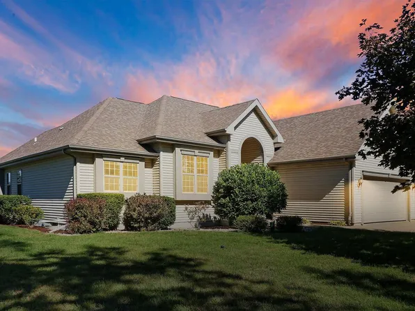 4002 200th AVENUE, Bristol, WI 53104