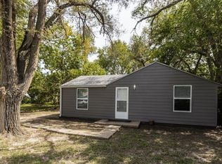 915 Maple Ave, Salina, KS 67401