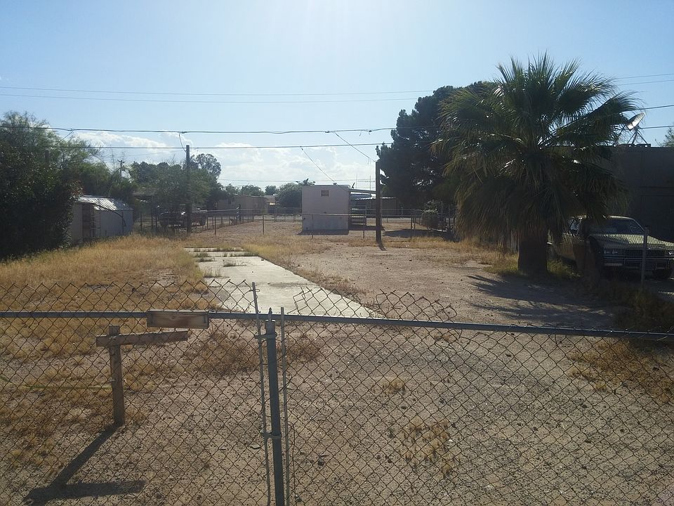 Front View Right