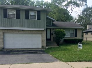 1802 Evergreen Rd, Homewood, IL 60430