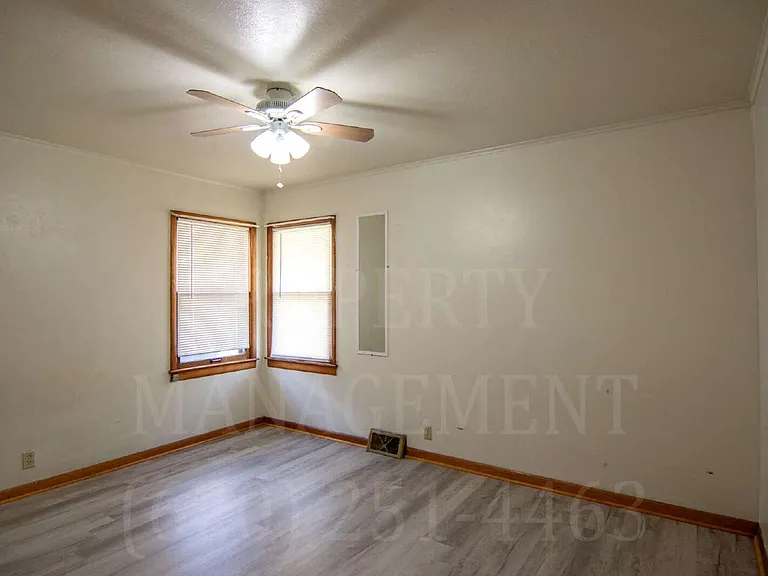 710 S Cline Rd — Photo 15