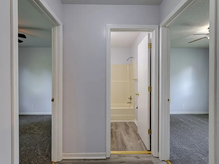 204 Bob White Dr — Photo 33