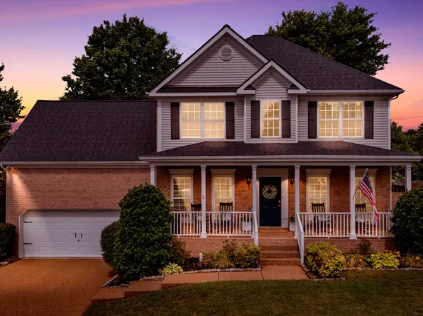 1026 Persimmon Dr, Spring Hill, TN 37174