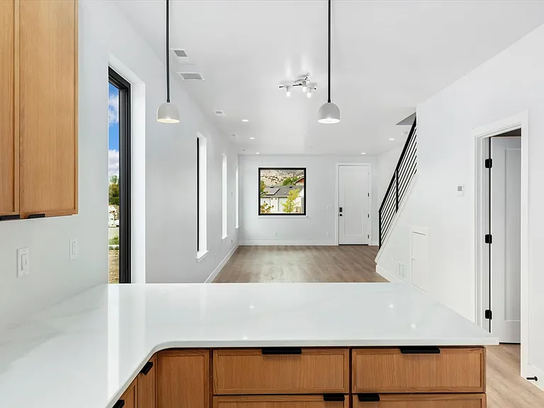 107 Confluence Rd #1 — Photo 8