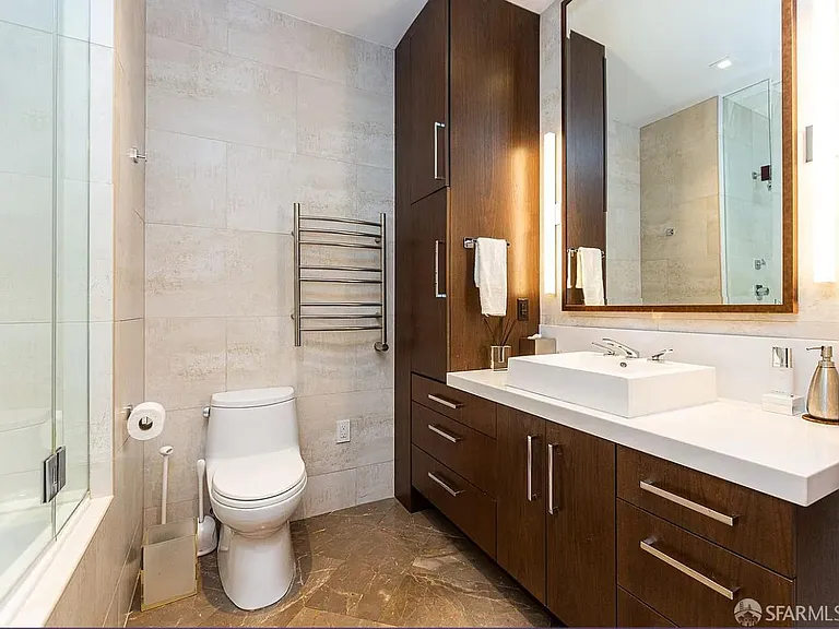 219 Brannan St #18K — Photo 14