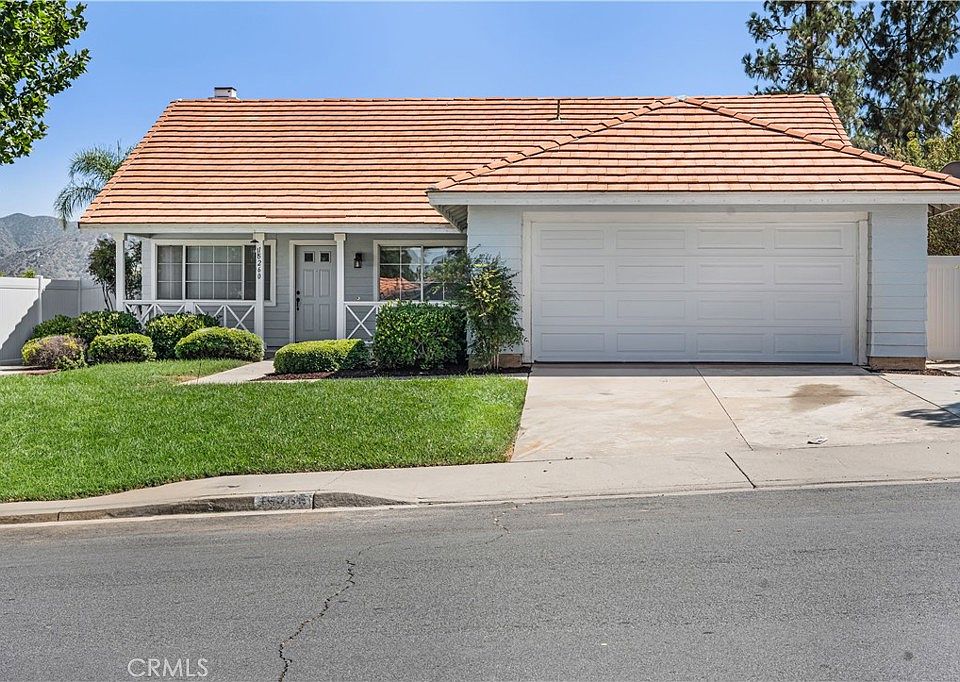 1st image of 15260 Golden Sands St