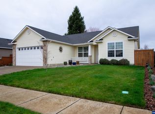 1989 Black Bear Ave SW, Albany, OR 97321