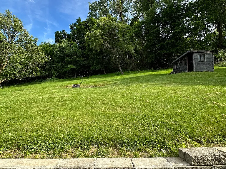 1113-1115 Schang Rd — Photo 13