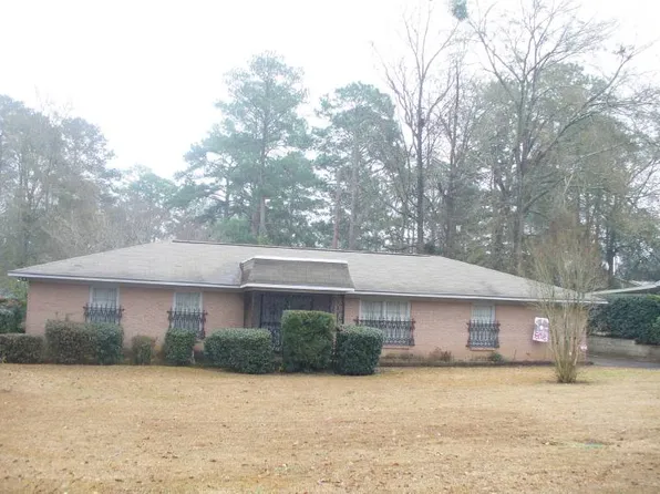 706 Wildwood Ave, Dothan, AL 36303
