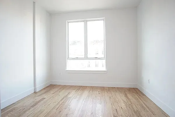 890 Madison Street — Photo 1