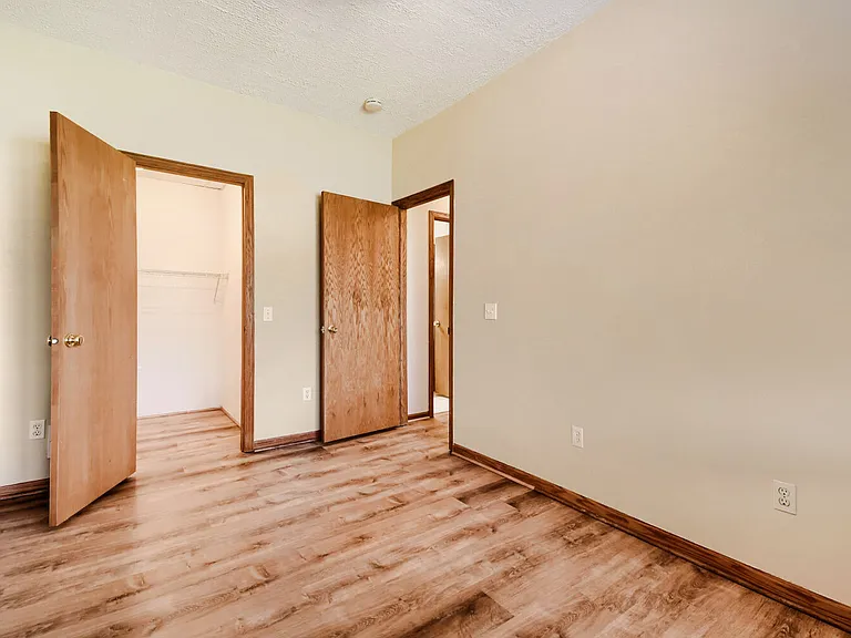 13161 Fordham Ct — Photo 11