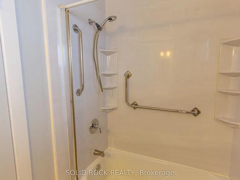 2763 Kelly Ave #1 — Photo 15