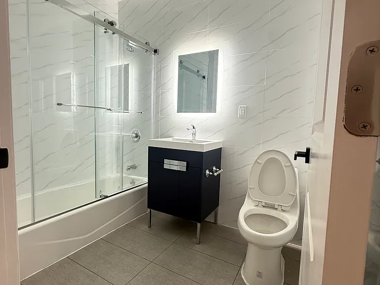 154 Bay 29th St #3 — Photo 11