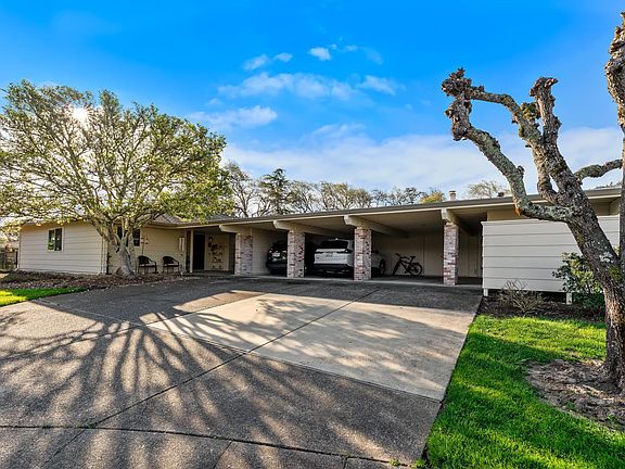 2nd image of 497 Oak Vista Place