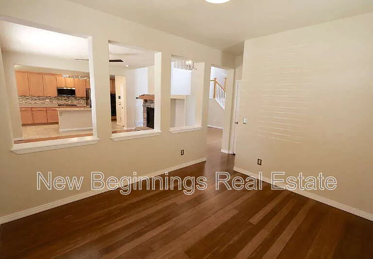 8742 Stony Creek Dr — Photo 13