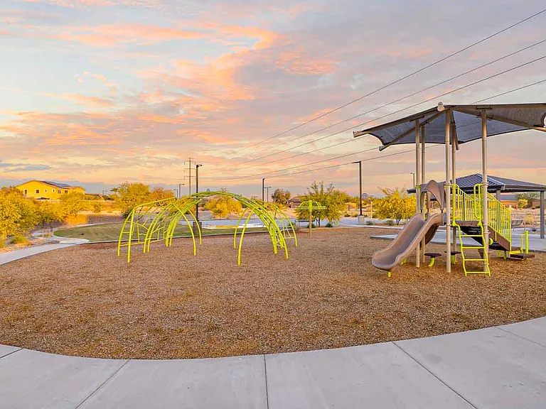23955 W Watkins St — Photo 33