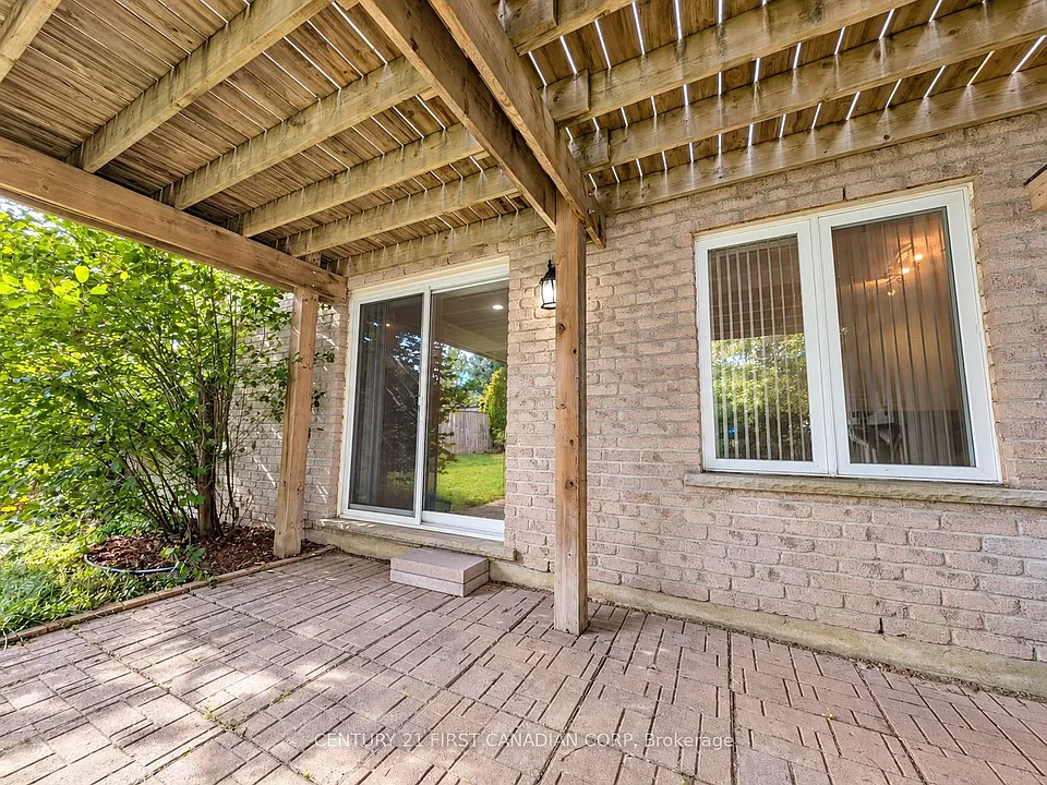 924 Guildwood Blvd #LOWER