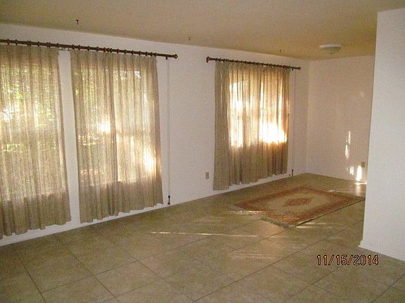 5th image of 1904 E Nelson Cir