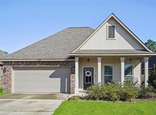 10097 Cesson Ct, Madisonville, LA 70447