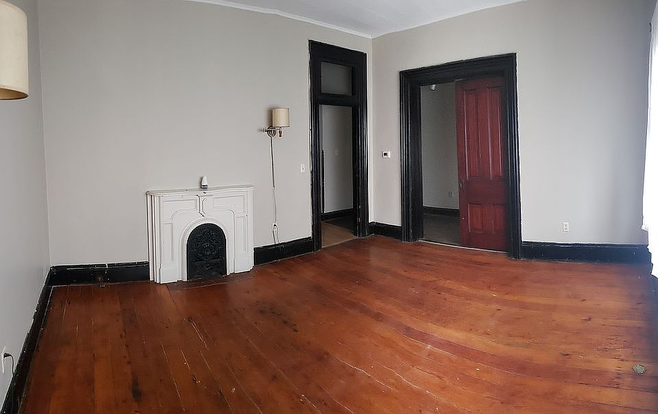 1st image of 504 S Detroit St