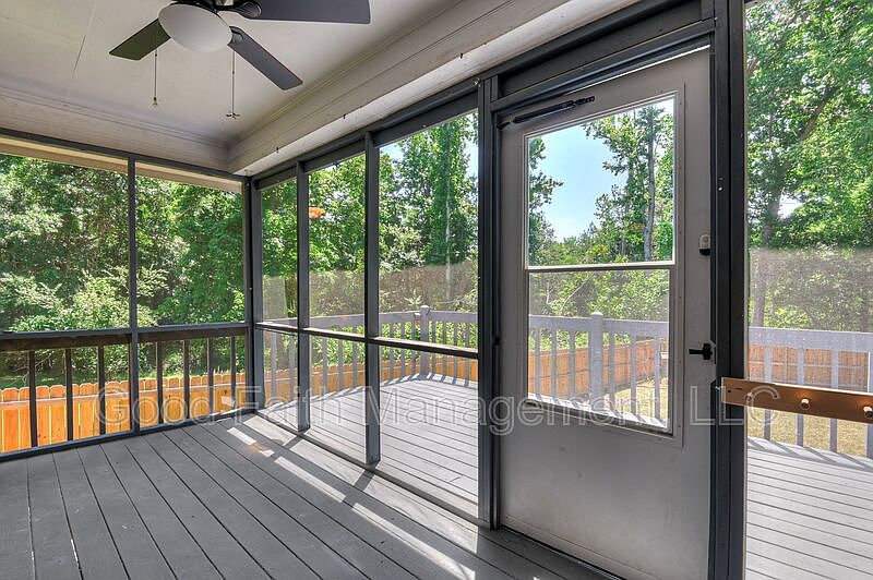 1st image of 612 Fieldstone Way