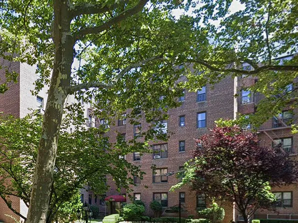 2251 Plumb 1st Street image 1 of 13