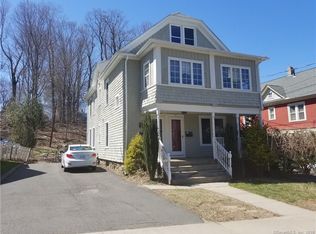 52 George St, Bristol, CT 06010