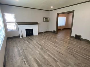 210 E Davenport St, Iowa City, IA 52245