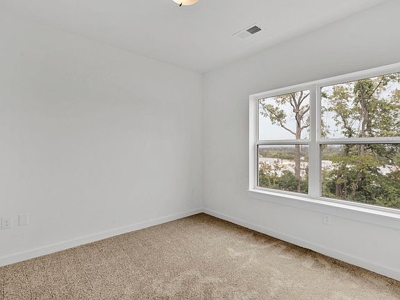 3rd image of 1540 Lebanon Pike #207