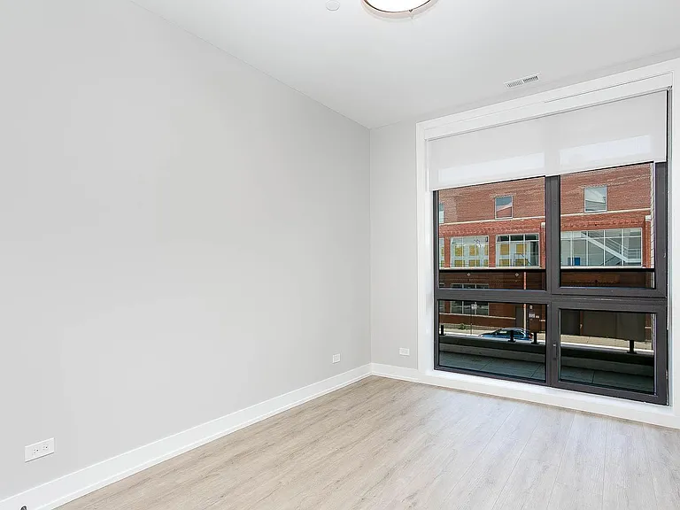 1606 S Ashland Ave #402 — Photo 16