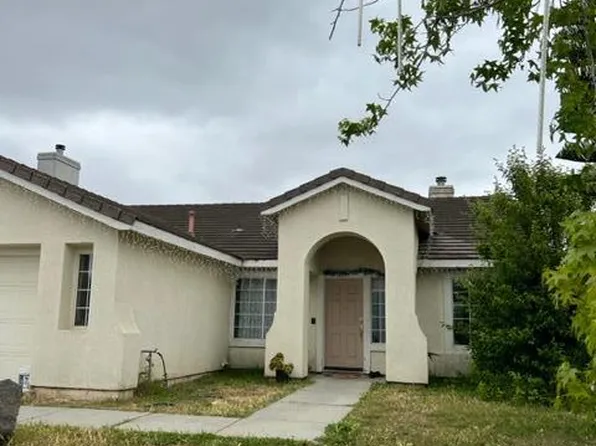 837 Mescal Ct, Salinas, CA 93905