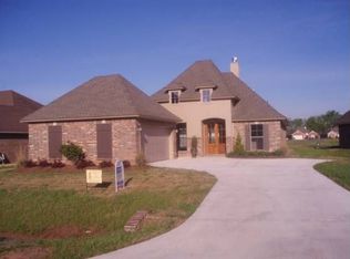 4004 Elizabeth Ln, Benton, LA 71006