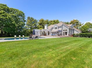 89 Hildreth Ave, Bridgehampton, NY 11932