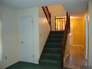 5th image of 4022 Chaucer Pl