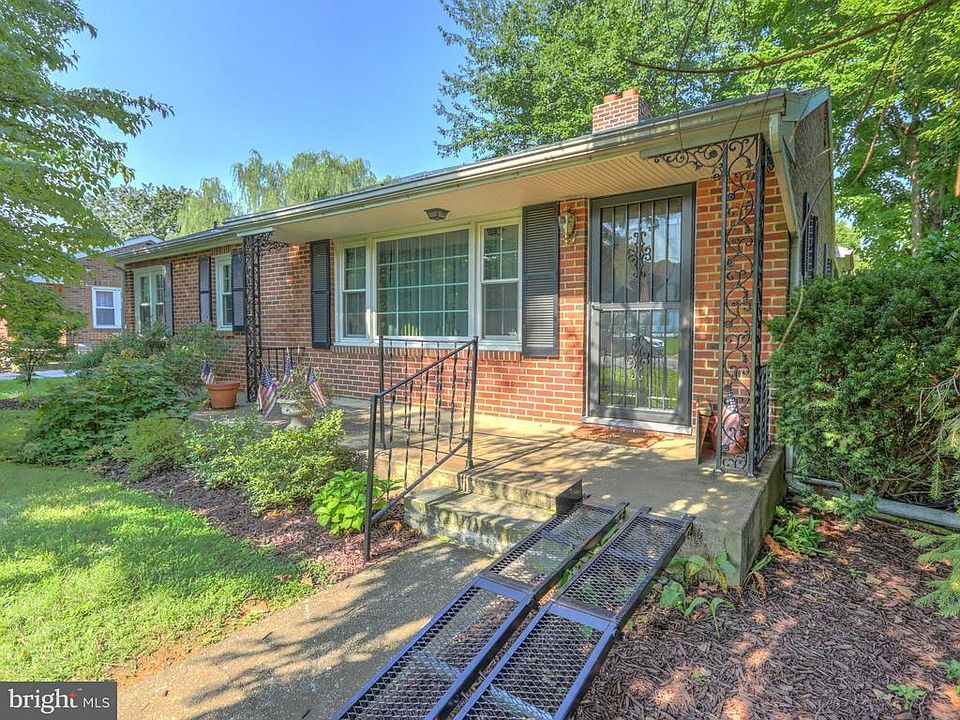 1st image of 500 S Kershaw St