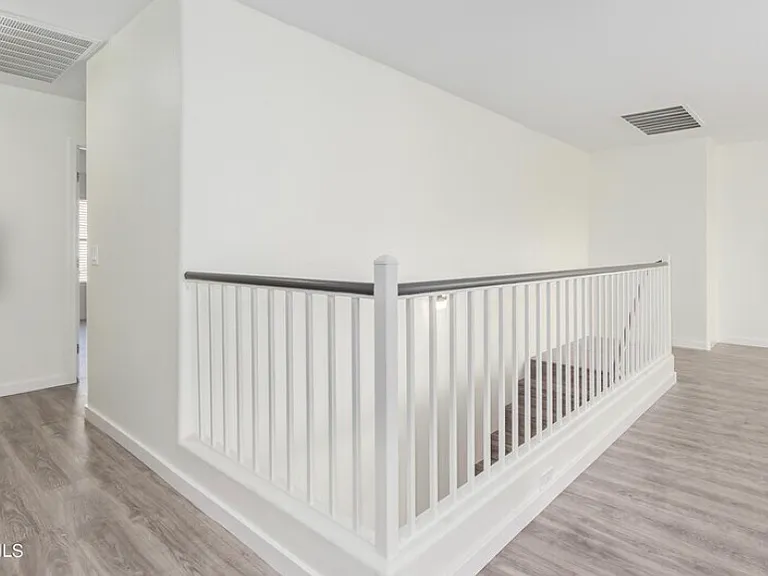 9329 W Highland Ave — Photo 9
