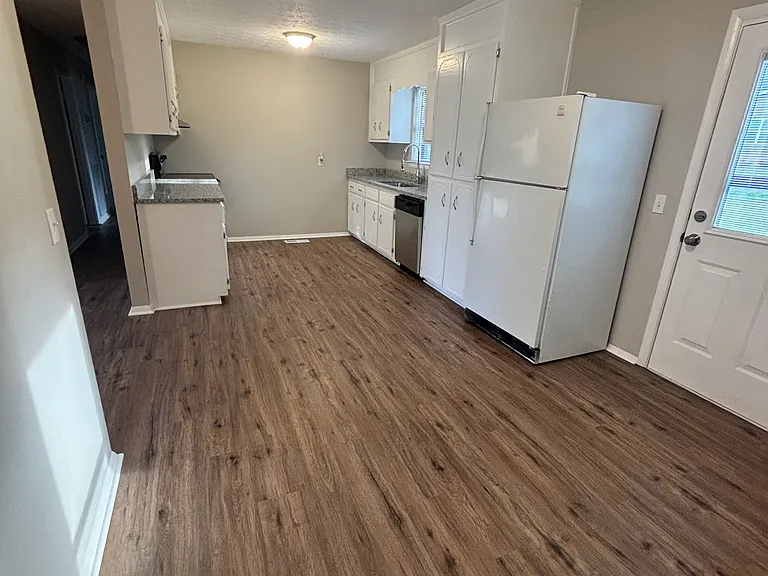 1201 Old Bolte Rd — Photo 4