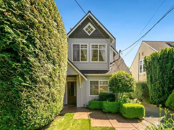 1731 NW 97th Street, Seattle, WA 98117