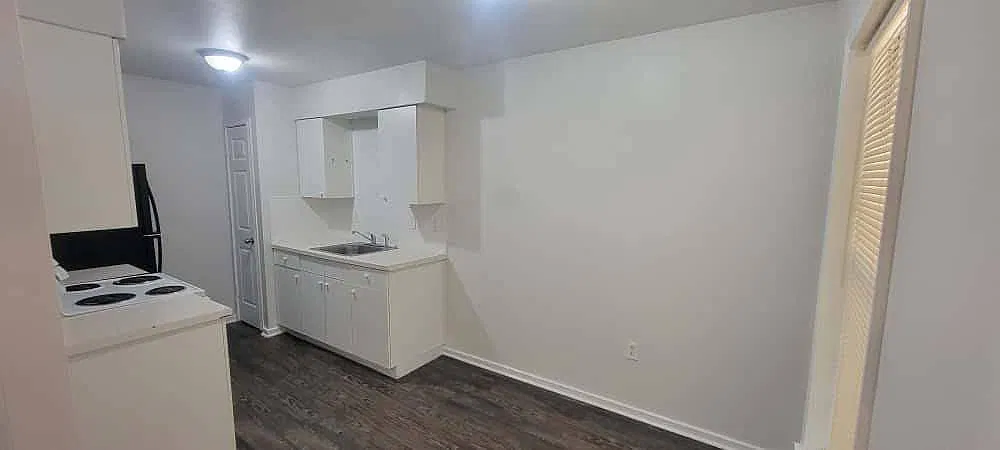 130 Town St - 105 — Photo 2