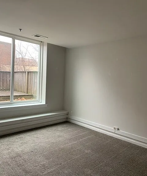 Crafts House — Photo 14