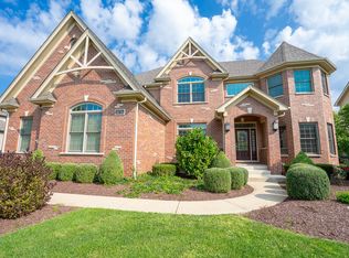 4716 Sassafras Ln, Naperville, IL 60564