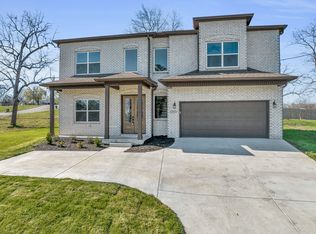1760 W Main St, Lebanon, TN 37087