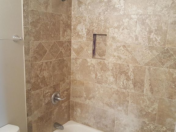 5th image of 3823 Hamilton St