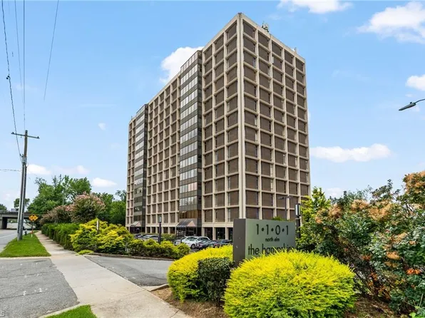 1101 N Elm St, Greensboro, NC 27401