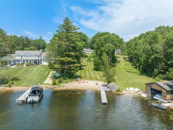 140 Lake Shore Drive, Moultonborough, NH 03254