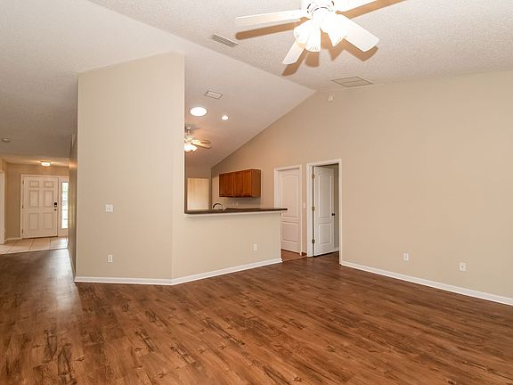 5th image of 14147 W Crestwick Dr
