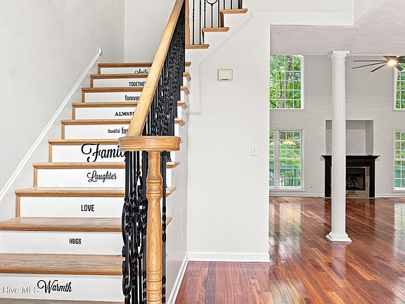 4th image of 315 Chestnut Drive
