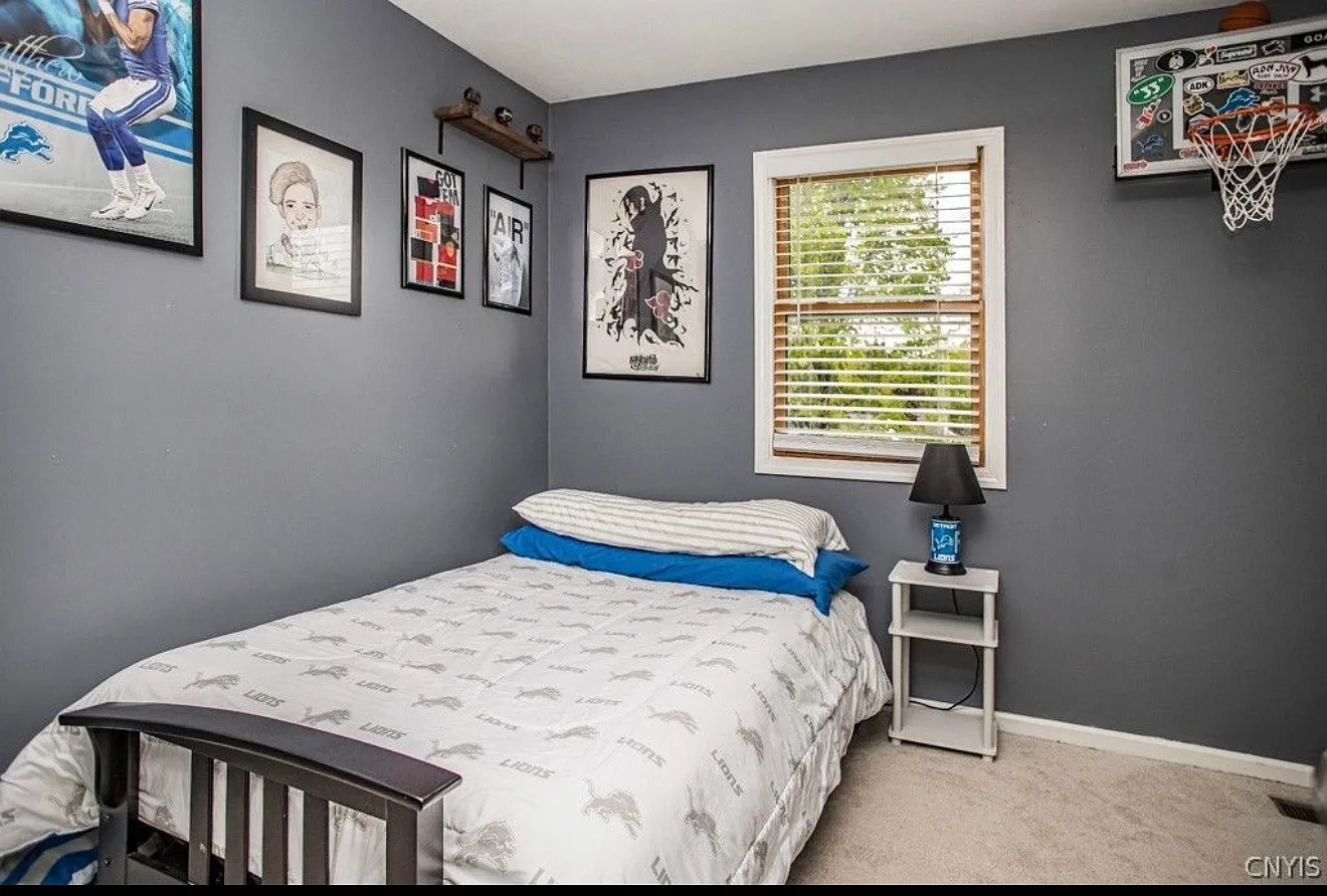4 bed, 1868 sqft, $2,980 — Photo 3