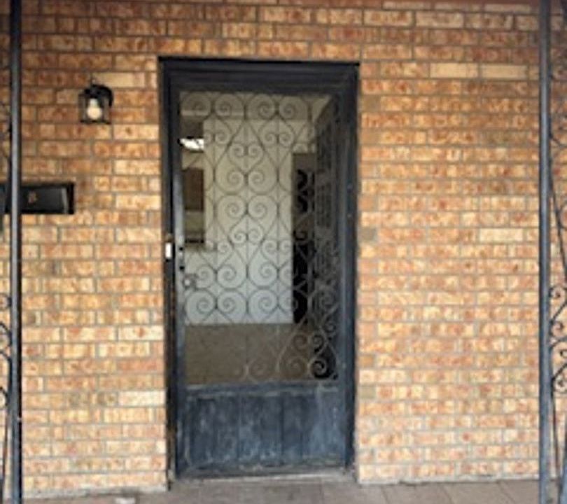 1st image of 1318 Park Dr